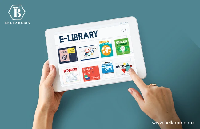 Persona investigando algunos ejemplos de ebooks disponibles para comprar